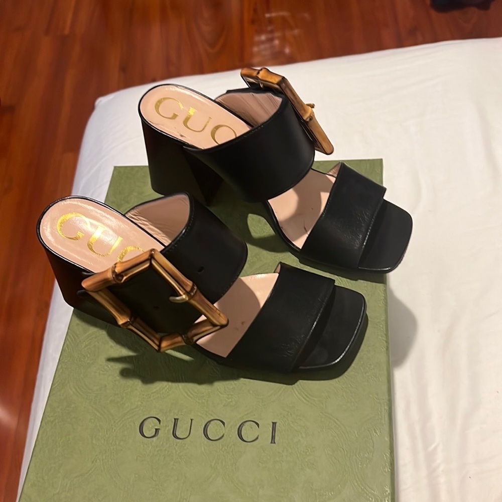 Gucci shoes size 6